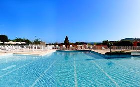 Le Domaine Du Thronnet